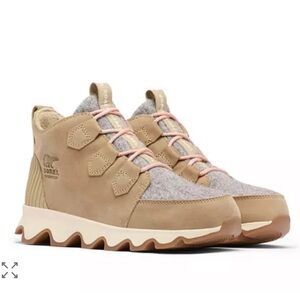 Sorel Kinetic Caribou Boots Sandy Tan size 8 Lace Up Sneakers shoes